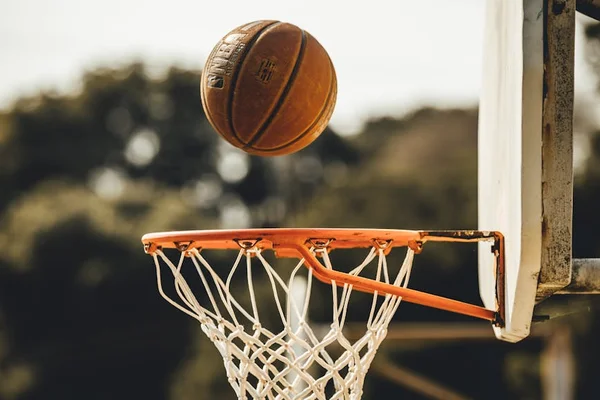 问鼎娱乐真人娱乐